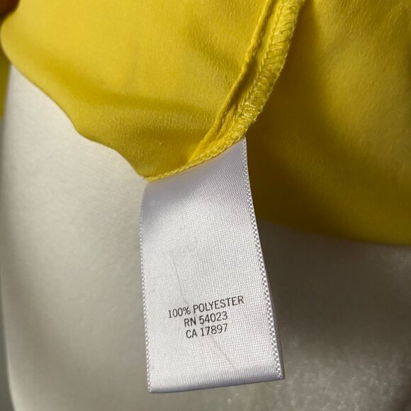 Banana Republic Factory Sleeveless Button-Up Blouse in Yellow, Size XS - Picture 7 of 7